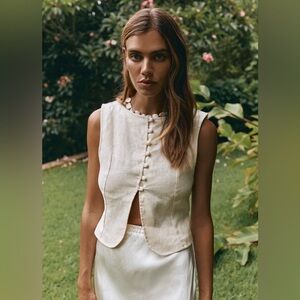 Elegant Cream Sleeveless Top